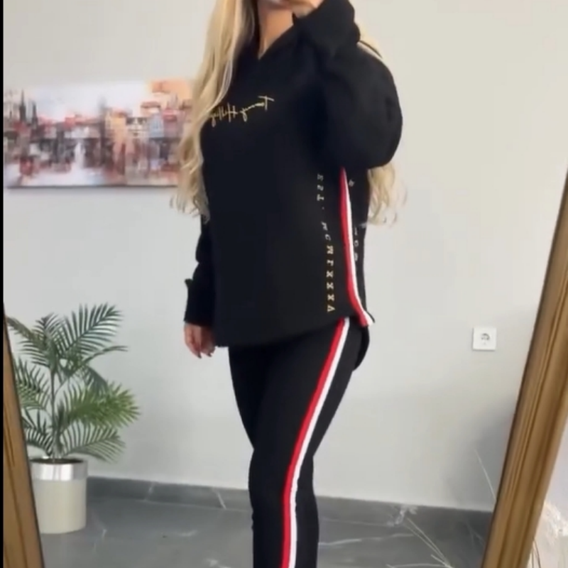🔥2025 New Arrival - 60% OFF🎉Women's Long-Sleeved Striped Casual Hooded Top&pant