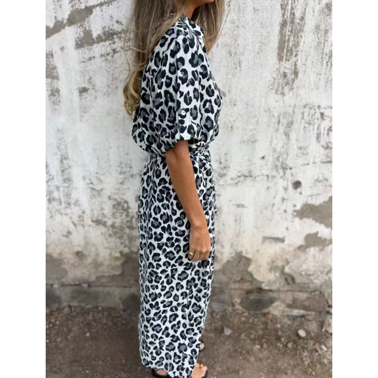 ⏳ Limited time 50% off! 💥V-Neck Leopard Print Maxi Dress