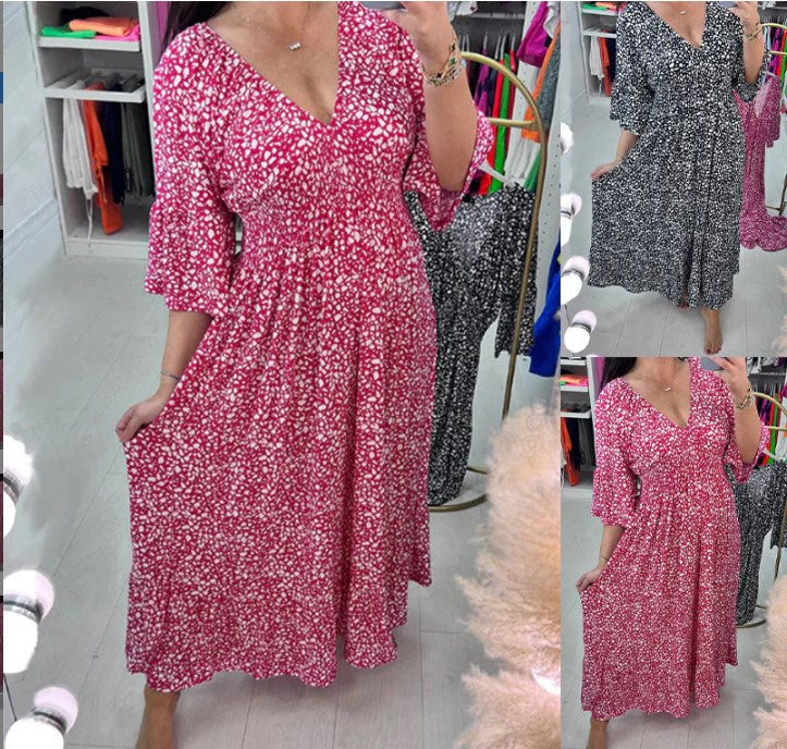 🔥Hot Sale 67% OFF-Free Shipping for two pieces🔥Casual print, V-neck long dress, exudes charming appeal!！