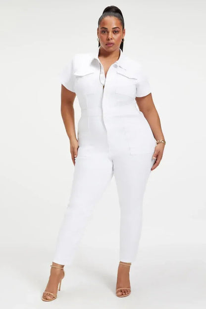 Show off your curves! The figure-hugging denim jumpsuit makes you the center of attention!