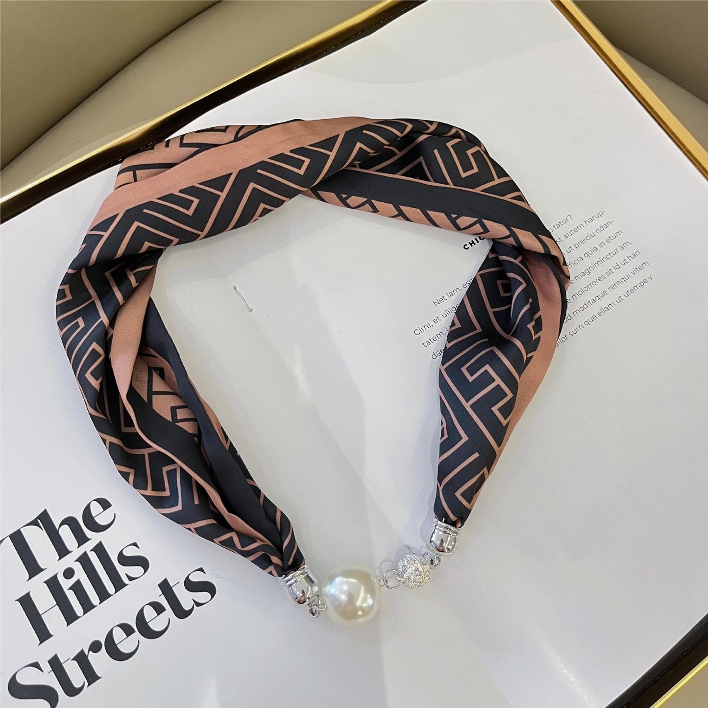 Magnetic Buckle Printed Neckerchief for Women