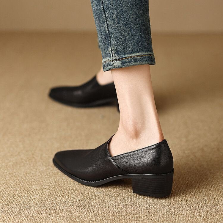 ✨Autumn Hot Sale 60% OFF💕Women's Vintage Pointed Toe Slip-On Soft Shoes