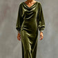 Elegantes Samtkleid mit Wasserfallkragen für Damen